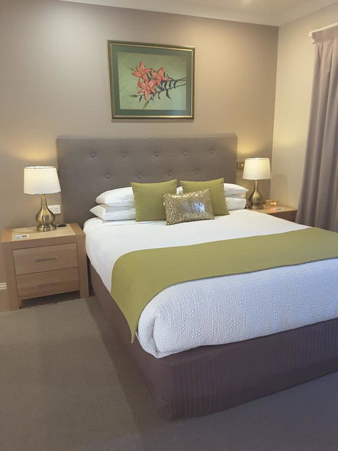 On The Terrace - Holiday Find 10