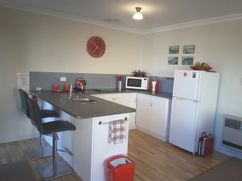 On The Terrace - Holiday Find 32