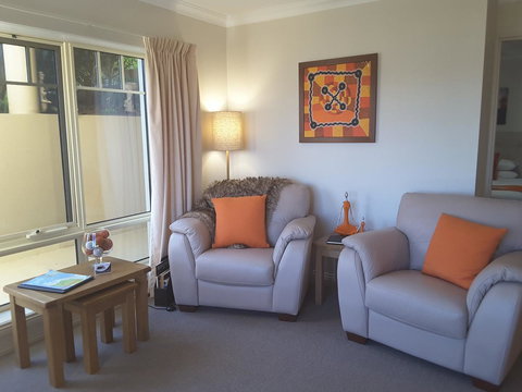 On The Terrace - Holiday Find 26