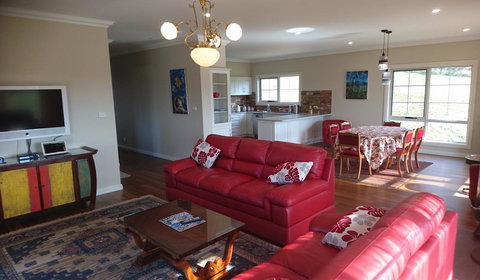 Mountain Blue Guest House - Holiday Find 6