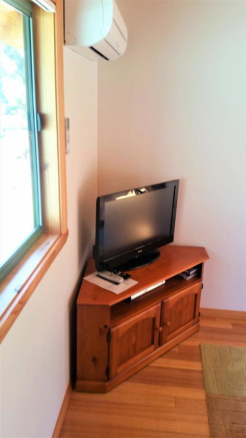 Four Seasons Waterfront Villas - Holiday Find 10