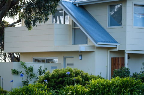 Cod Rock Point - Holiday Find 1