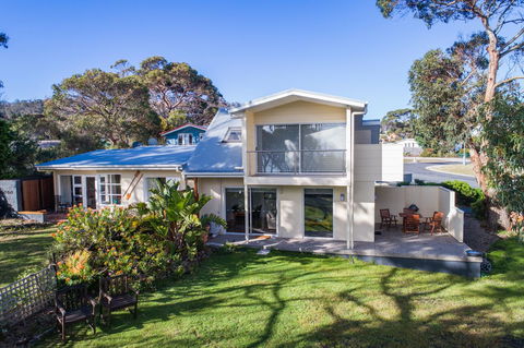 Cod Rock Point - Holiday Find 2