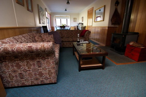 Hamlet Downs Country Accommodation - Holiday Find 28