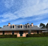 Clayfield Homestead - Holiday Find
