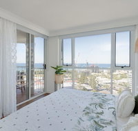 NEW Beautiful 1 Bedroom Beach Views Broadbeach - Holiday Find