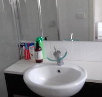 Nice single room in modern townhouse - Holiday Find