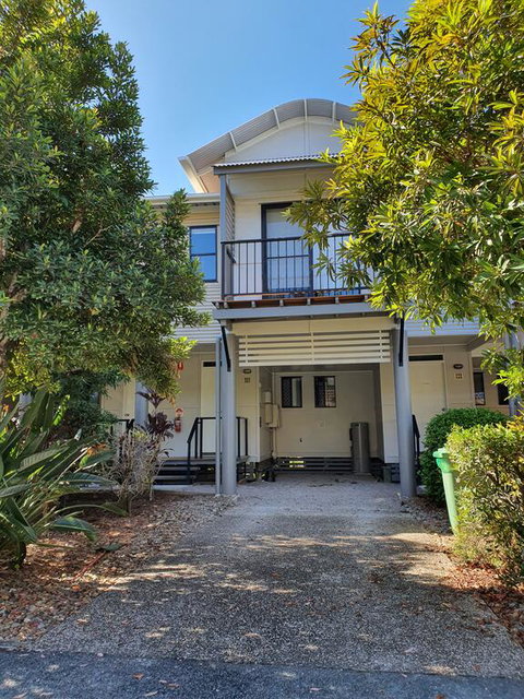 Noosa Lakes Apartments - Holiday Find 1