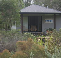 Noosa Studio at Lake Weyba - Holiday Find