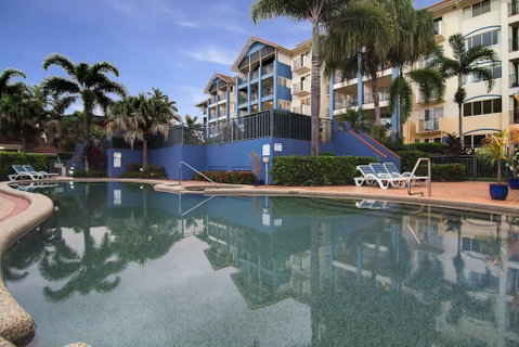 North Cove Waterfront Suites - Holiday Find 3
