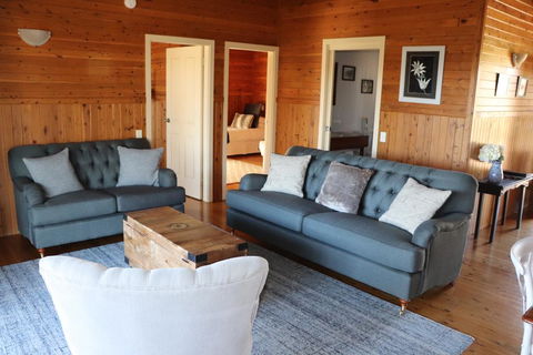 North Lodge Clan Cottage - Holiday Find 3