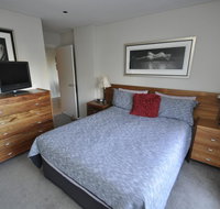 NORTH SYDNEY FULLY SELF CONTAINED MODERN 2 BED APARTMENT 16WAL - Holiday Find