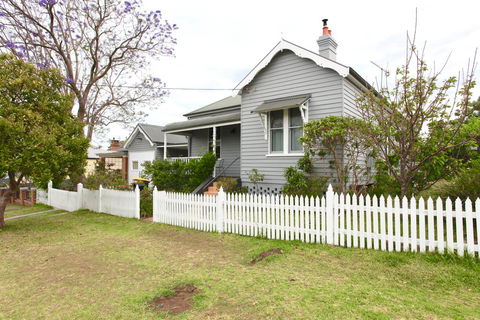 Nowra Beauty - Holiday Find 0