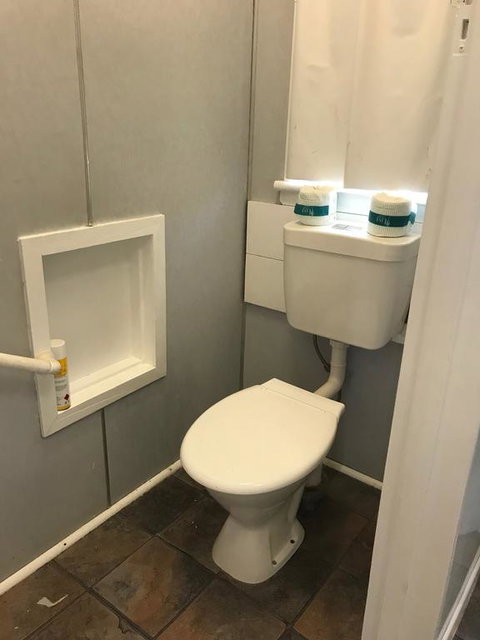 O'Shea's Royal Hotel - Holiday Find 3