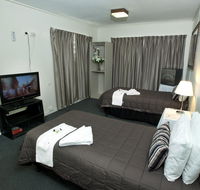 O'Sheas Windsor Hotel - Holiday Find