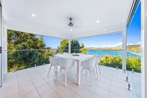 Oasis 22 - Hamilton Island - Holiday Find 3