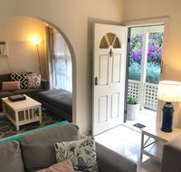 Ocean Beach Cottage - Holiday Find