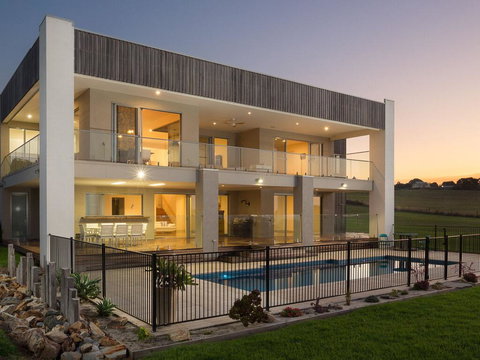 Ocean Breeze - Holiday Find 1