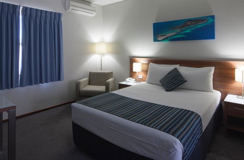 Ocean Centre Hotel - Holiday Find 3
