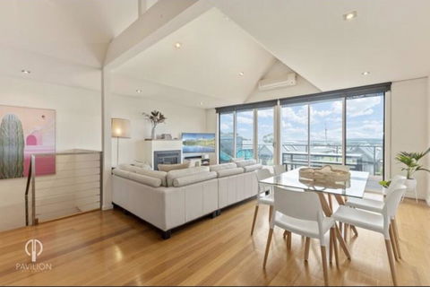 Ocean Grove House With Fantastic Ocean Views - Holiday Find 3