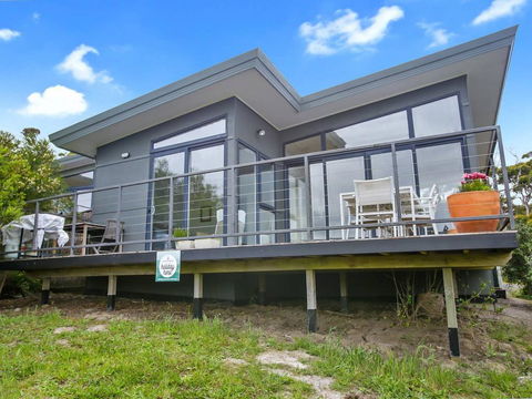 OCEANS 12 - Modern Ocean View Villa - Holiday Find 3