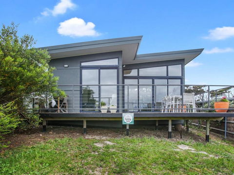 OCEANS 12 - Modern Ocean View Villa - Holiday Find 0