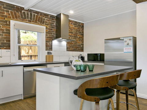 Old Bank Stables - 3 Night Weekends For Price Of 2 - Holiday Find 1