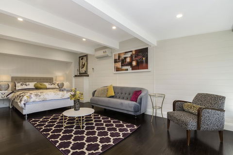 Olinda Forest Retreat With Spa - Holiday Find 0