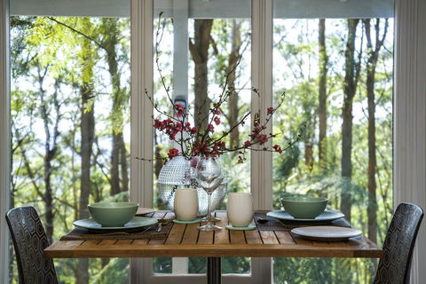 Olinda Forest Retreat With Spa - Holiday Find 3