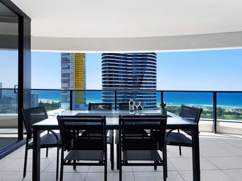 Oracle Sleek & Stylish 2 Bedroom Ocean View - Holiday Find 3
