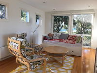 Our Escape at Rye - Modern Beachouse