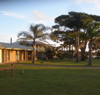 Ourimbah - across from the local rock pools - Holiday Find