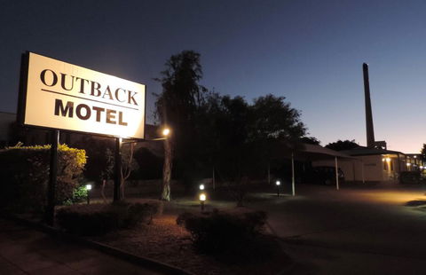 Outback Motel - Holiday Find 1