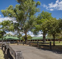 Overlander Homestead Motel - Holiday Find