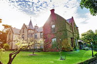 Book Keilor Accommodation Vacations Holiday Find Holiday Find