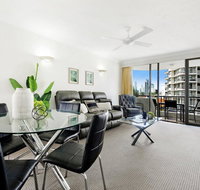 Pacific Resort in the Heart of Broadbeach - Holiday Find