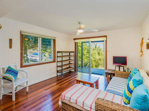 Pacifica 2 - Opposite The Beach At Brooms Head - Holiday Find 3