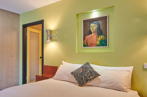 Palm Springs Suite - Holiday Find 1