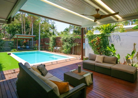 Pandanus Holiday Home - Holiday Find 1