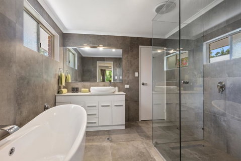 Pandanus Holiday Home - Holiday Find 2