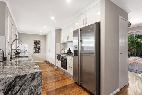 Pandanus Holiday Home - Holiday Find 3