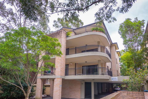 Parkside Apartments Parramatta - Holiday Find 0