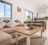 PEACEFUL 2Kingbed RootyHill Townhouse near Station - Holiday Find