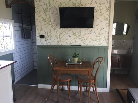 Peg Cottage - Holiday Find 2