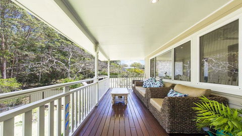 Pelican's Rest - Holiday Find 3