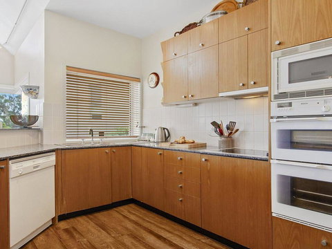 Penguins Rest - Direct Beach Access From Complex - Holiday Find 2