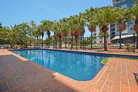Peninsular Apartments - Holiday Find 1