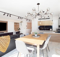 Penthouse Designer Apartment Close to City - Holiday Find