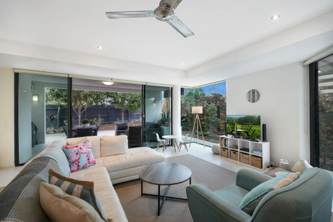 Peregian On The Beach Unit 3 - Holiday Find 1