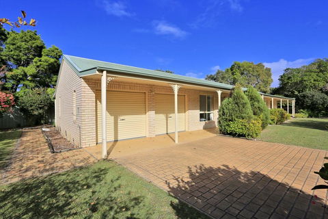 Perfect Getaway - Hervey Bay - Holiday Find 1